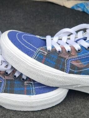 Vans Women's Sk8-Hi Bolt Big Reveal Volcano Classics Navy Canvas Sneaker 5.5 NEW